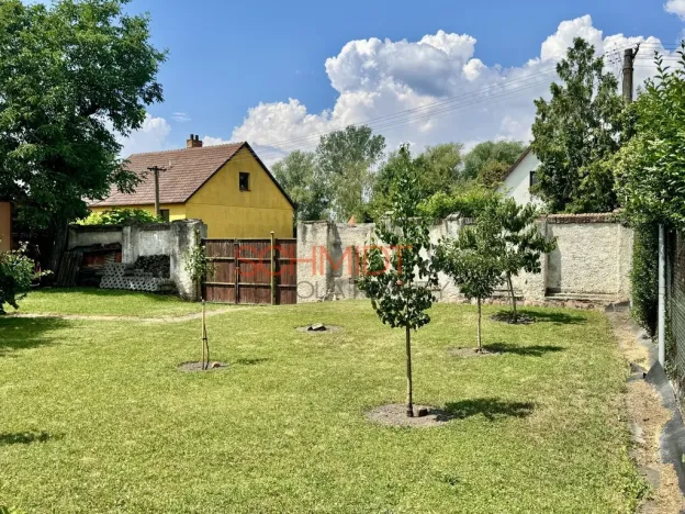 Prodej pozemku pro bydlení, Strachotín, Palavská, 648 m2