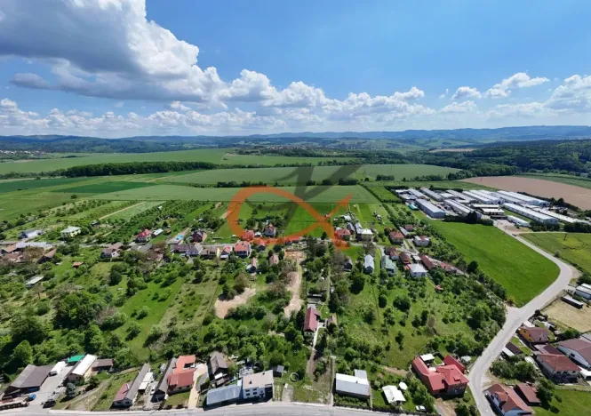 Prodej pozemku pro bydlení, Ostrata, 2315 m2