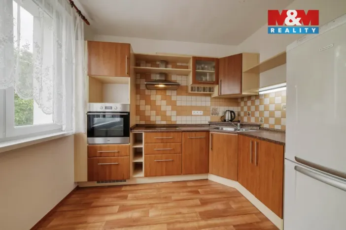 Pronájem bytu 1+1, Cheb, Šeříková, 40 m2