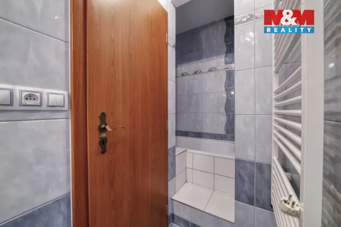 Pronájem bytu 1+1, Cheb, Šeříková, 40 m2