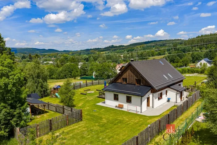 Prodej rodinného domu, Zdíkov, 294 m2