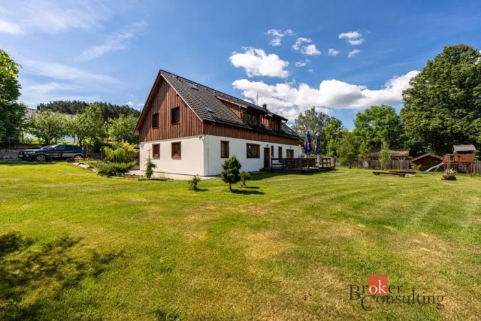 Prodej rodinného domu, Zdíkov, 294 m2