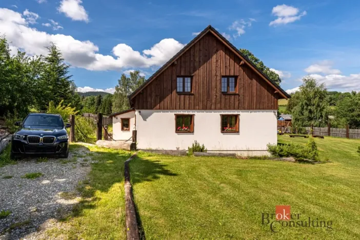 Prodej rodinného domu, Zdíkov, 294 m2