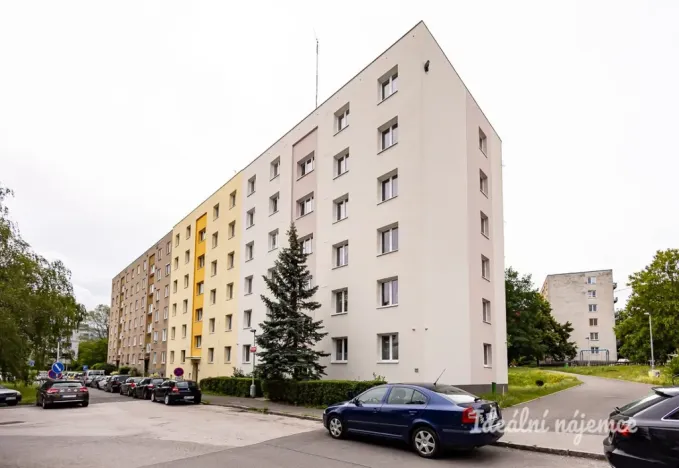 Pronájem bytu 2+1, Praha - Záběhlice, Struhařovská, 55 m2