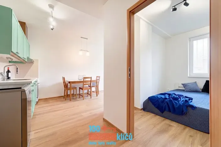 Pronájem bytu 1+1, Praha - Modřany, Vorařská, 37 m2