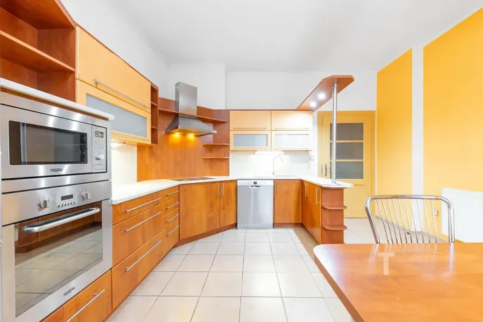 Prodej rodinného domu, Miroslav, Husova, 245 m2