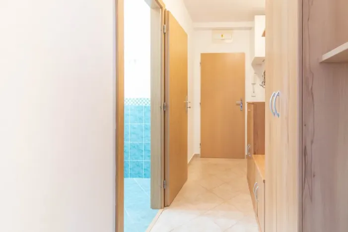 Pronájem bytu 2+kk, Olomouc, Okružní, 52 m2