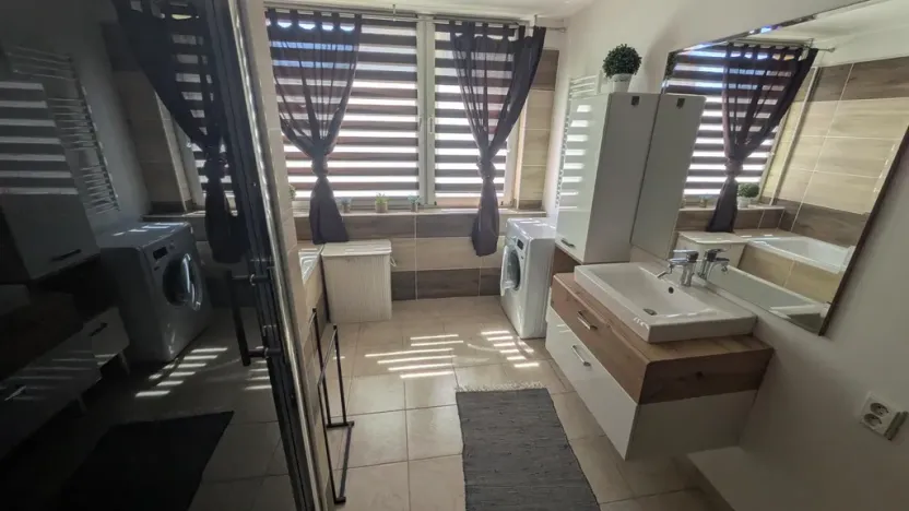 Pronájem bytu 3+kk, Most, Jana Kříže, 76 m2