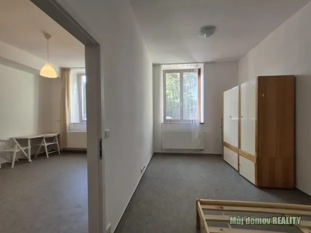 Pronájem bytu 2+kk, Praha - Kbely, Luštěnická, 48 m2