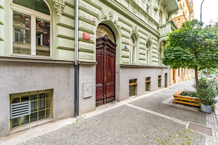 Pronájem bytu 2+kk, Praha - Vinohrady, Nitranská, 50 m2