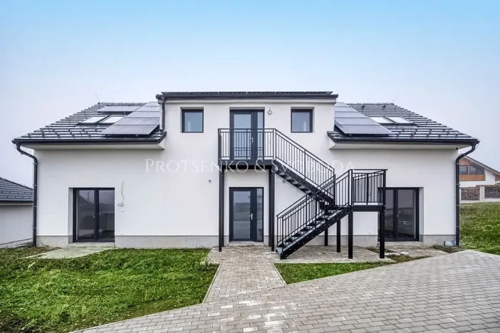 Prodej apartmánu, Frymburk, 218 m2