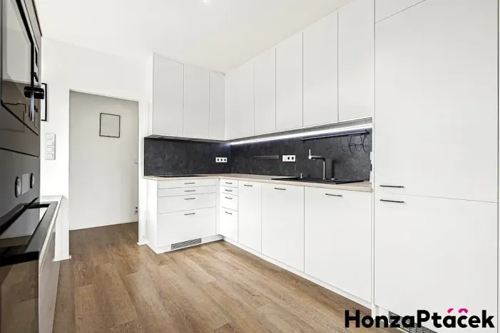 Prodej bytu 3+kk, Praha - Hostivař, Zápasnická, 69 m2