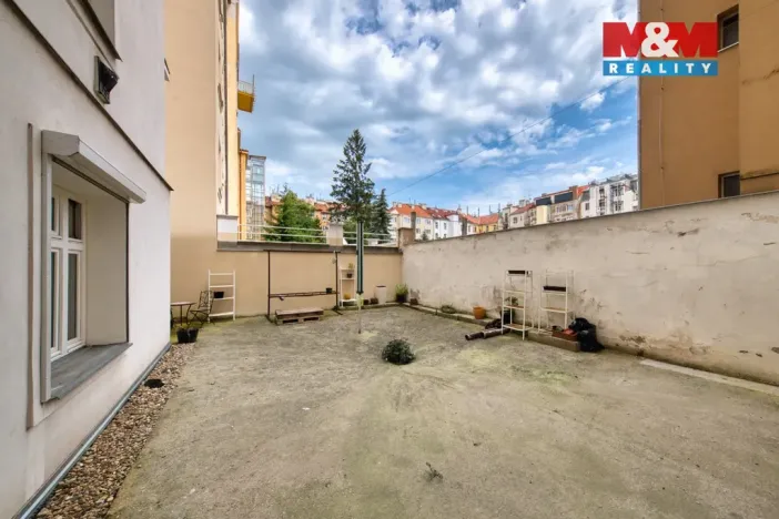 Prodej bytu 2+1, Praha - Bubeneč, U zeměpisného ústavu, 57 m2