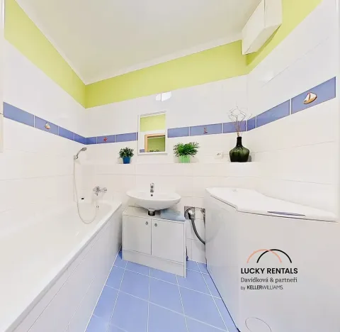 Pronájem bytu 2+kk, Praha - Uhříněves, Saturnova, 46 m2