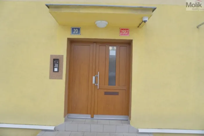 Pronájem bytu 3+1, Most, Obránců míru, 70 m2