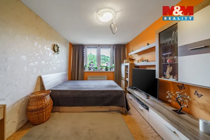 Prodej bytu 3+1, Měděnec, Náměstí, 70 m2