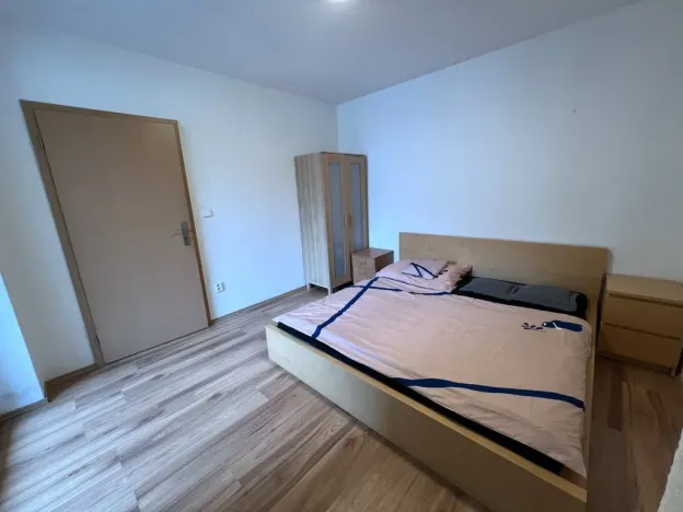 Pronájem bytu 2+kk, Pardubice - Bílé Předměstí, Husova, 69 m2