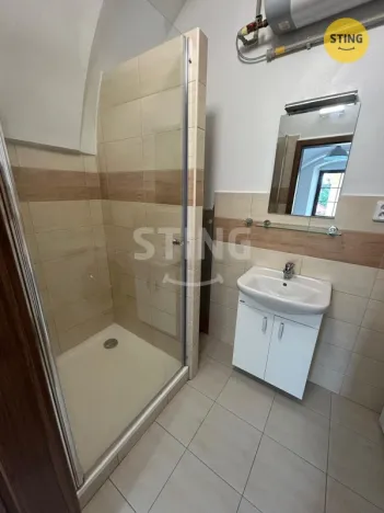 Pronájem bytu 2+kk, Sezemice, Tyršovo náměstí, 43 m2