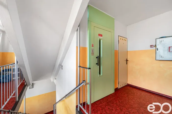 Prodej bytu 3+1, Praha - Prosek, Ctěnická, 67 m2