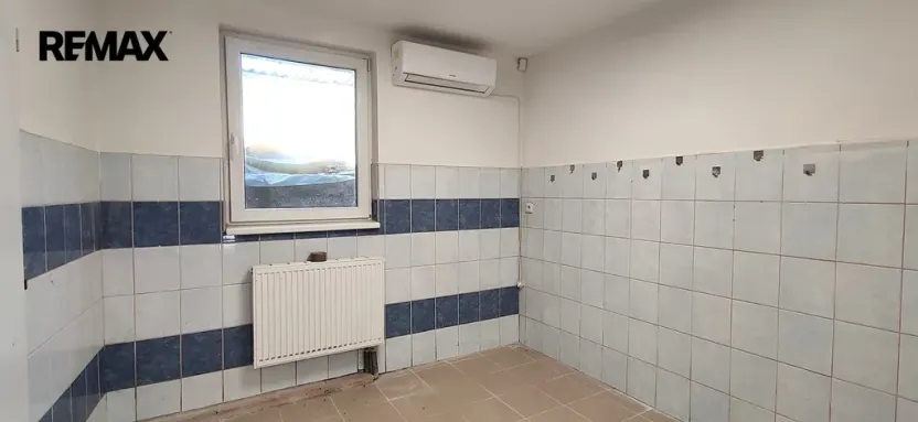 Prodej obchodního prostoru, Bruntál, Olomoucká, 155 m2