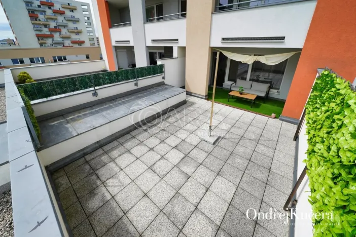 Prodej bytu 1+kk, Praha - Horní Měcholupy, Modenská, 30 m2