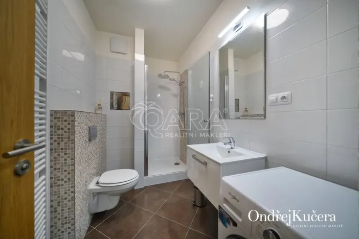 Prodej bytu 1+kk, Praha - Horní Měcholupy, Modenská, 30 m2