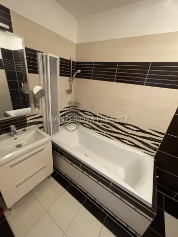 Pronájem bytu 3+kk, České Budějovice - České Budějovice 3, Skuherského, 88 m2