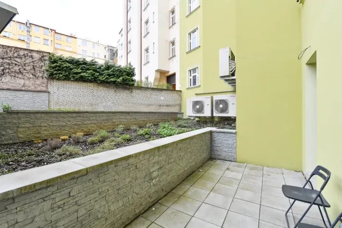 Pronájem bytu 2+kk, Praha - Vinohrady, Laubova, 50 m2