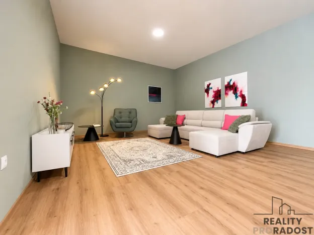 Prodej bytu 3+kk, Třebíč - Vnitřní Město, Karlovo nám., 123 m2