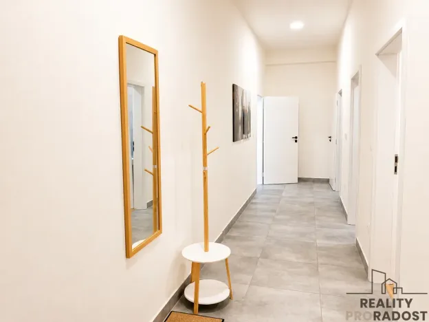Prodej bytu 3+kk, Třebíč - Vnitřní Město, Karlovo nám., 123 m2