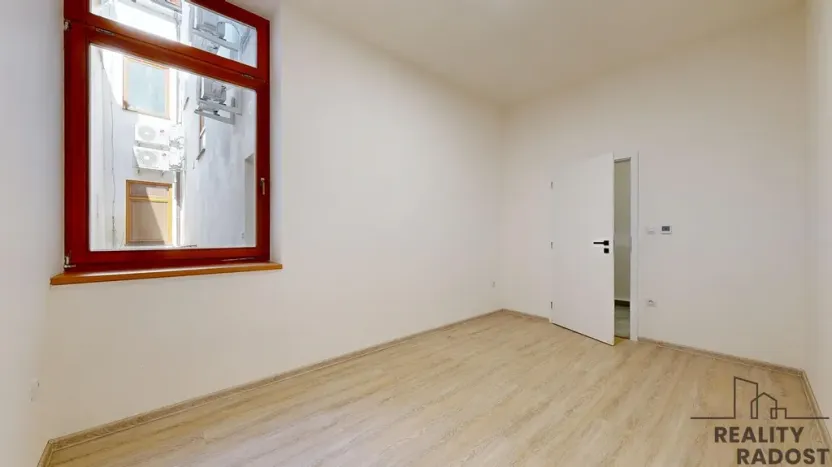 Prodej bytu 3+kk, Třebíč - Vnitřní Město, Karlovo nám., 123 m2