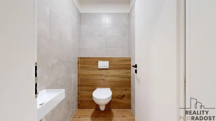 Prodej bytu 3+kk, Třebíč - Vnitřní Město, Karlovo nám., 123 m2