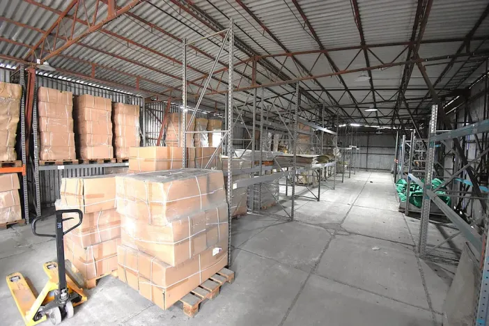 Pronájem skladu, Líně, Na Šachtě, 340 m2