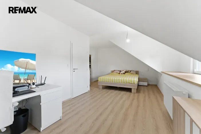 Prodej bytu 4+kk, Stěžery, Zámecká, 110 m2