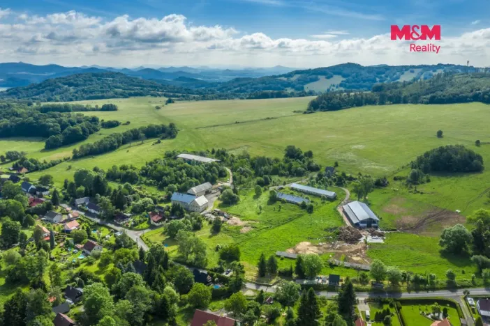 Prodej komerčního pozemku, Valkeřice, 58215 m2