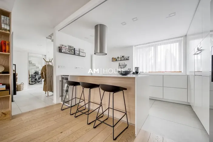 Pronájem rodinného domu, Praha - Suchdol, Návazná, 220 m2