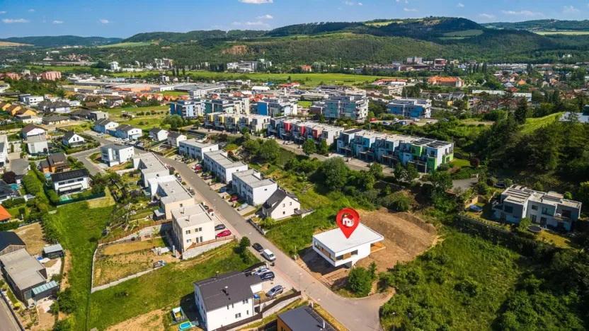 Prodej rodinného domu, Králův Dvůr, 180 m2