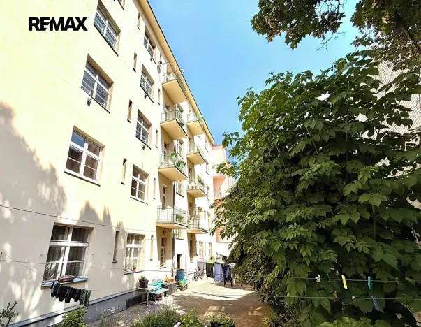 Pronájem bytu 2+kk, Praha - Vyšehrad, Neklanova, 57 m2