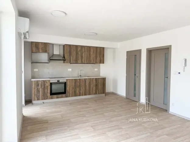 Pronájem bytu 2+kk, Vracov, Josefa Somra, 65 m2