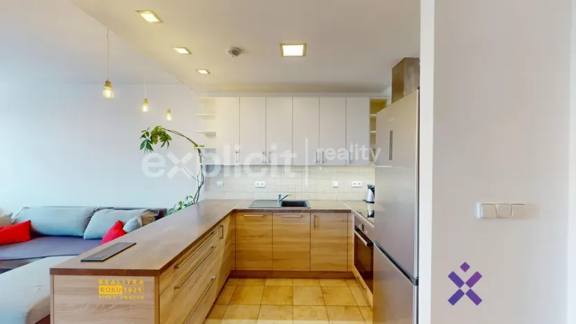 Pronájem bytu 2+kk, Zlín, Voženílkova, 51 m2