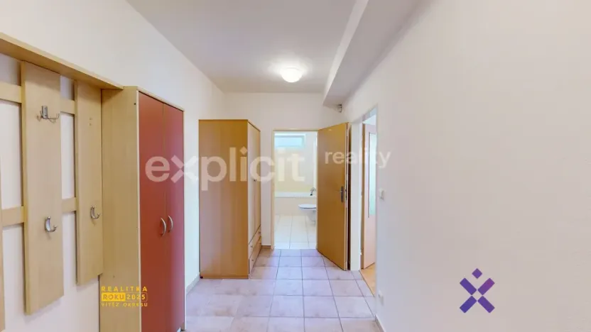 Pronájem bytu 2+kk, Zlín, Voženílkova, 51 m2