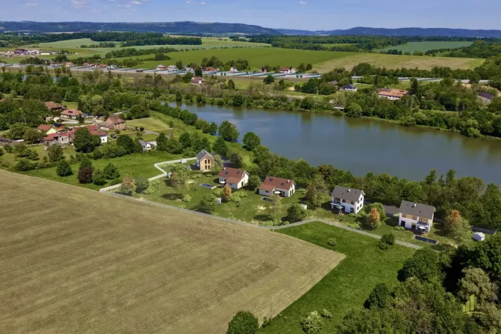 Prodej pozemku pro bydlení, Polom, 39934 m2