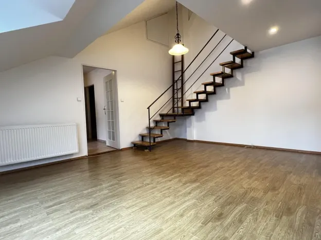 Pronájem bytu 1+kk, Praha - Žižkov, Vlkova, 41 m2