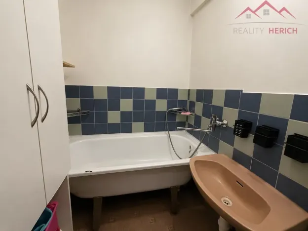 Prodej bytu 3+1, Kadaň, Chomutovská, 72 m2