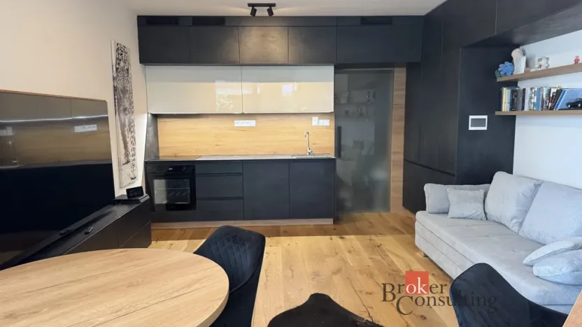 Pronájem bytu 1+kk, Praha - Strašnice, Ramonova, 38 m2