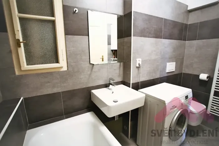 Pronájem bytu 2+kk, Praha - Vinohrady, Radhošťská, 47 m2