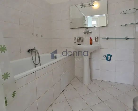 Pronájem bytu 2+kk, Praha, Terronská, 58 m2
