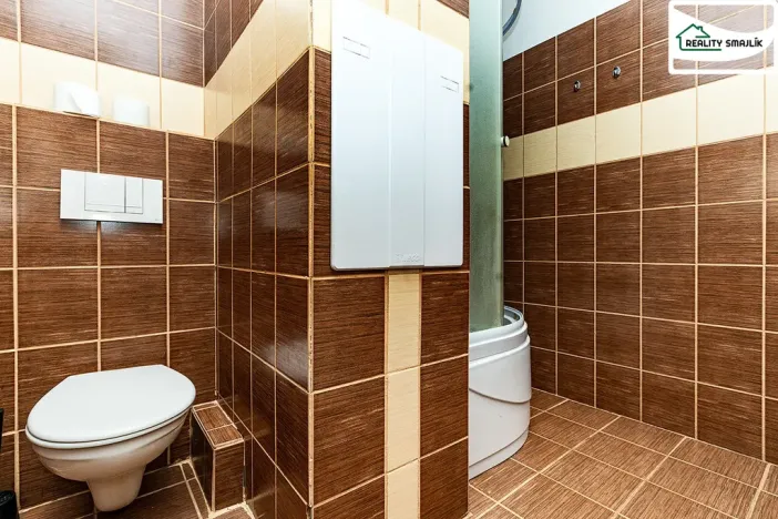 Prodej bytu 1+1, Cheb, Lomená, 35 m2