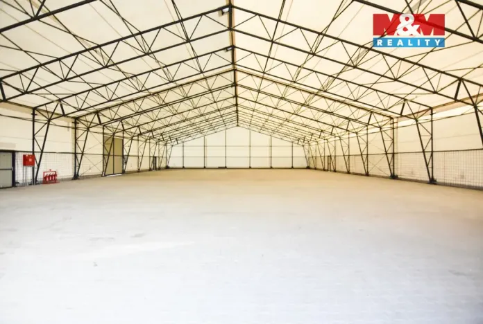 Pronájem skladu, Hlavenec, 950 m2