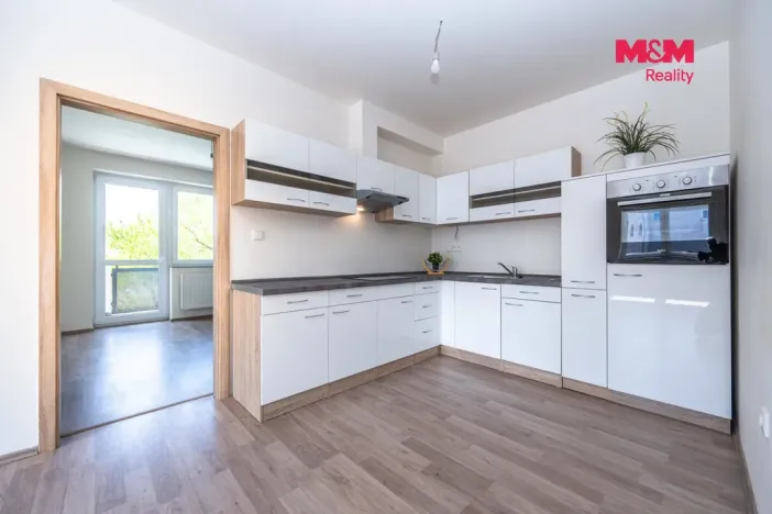 Prodej bytu 3+kk, Břežany II, 81 m2